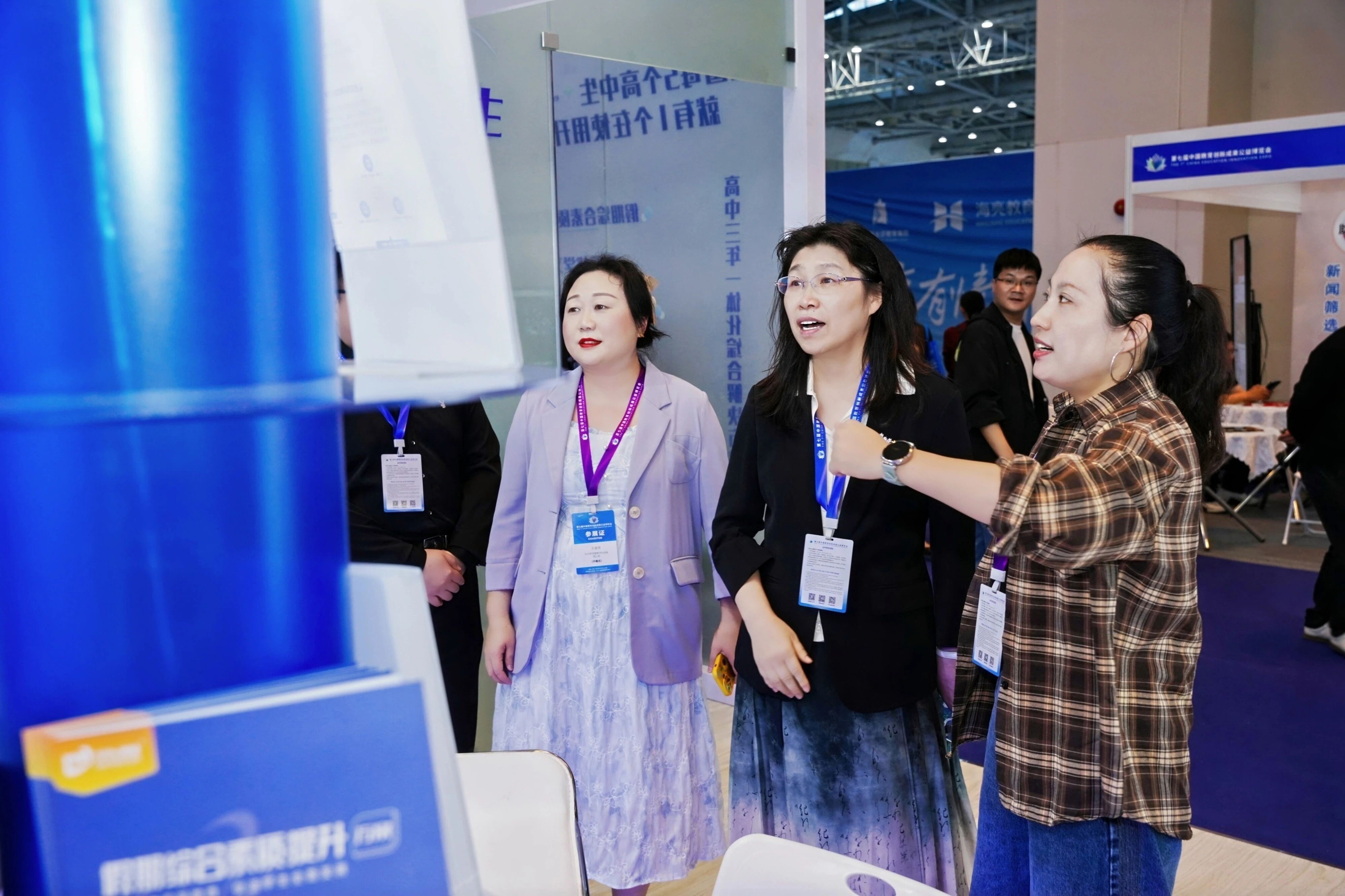 1763449625128164.jpg 1763449625128164.jpg